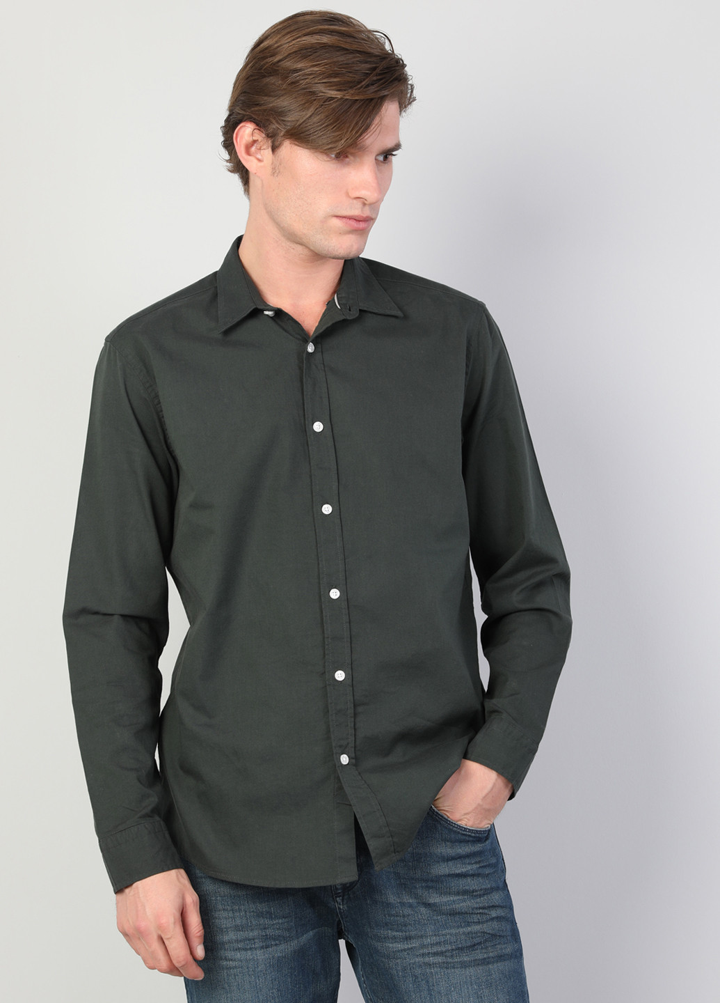 Серо-зеленая кэжуал рубашка однотонная Colin's с длинным рукавом