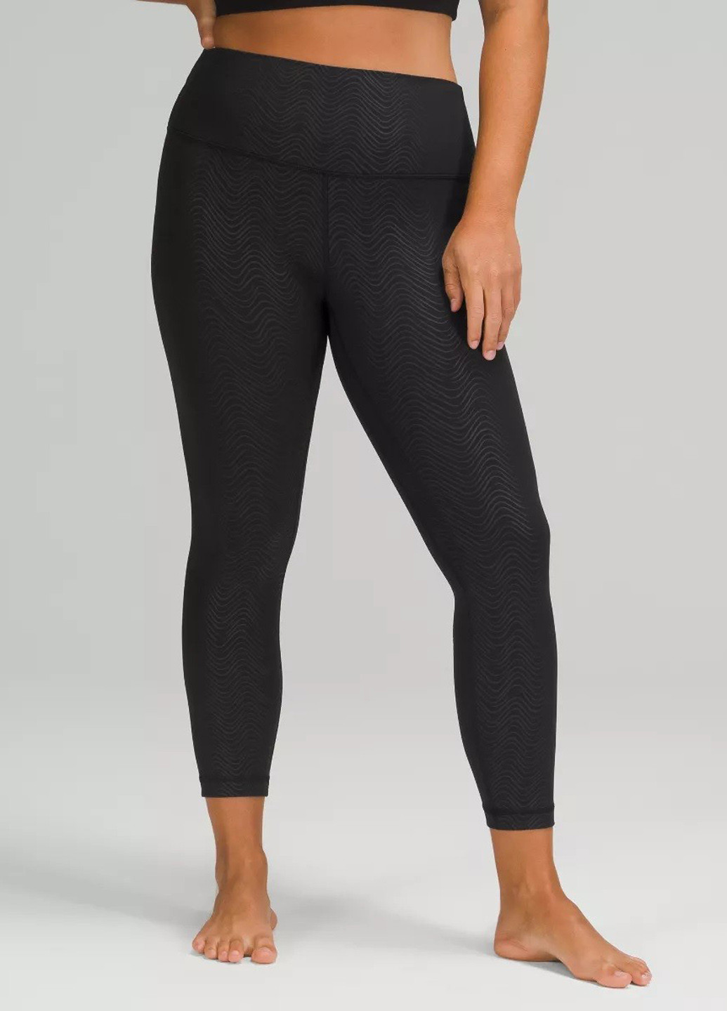 Черные демисезонные легинсы Lululemon Athletica