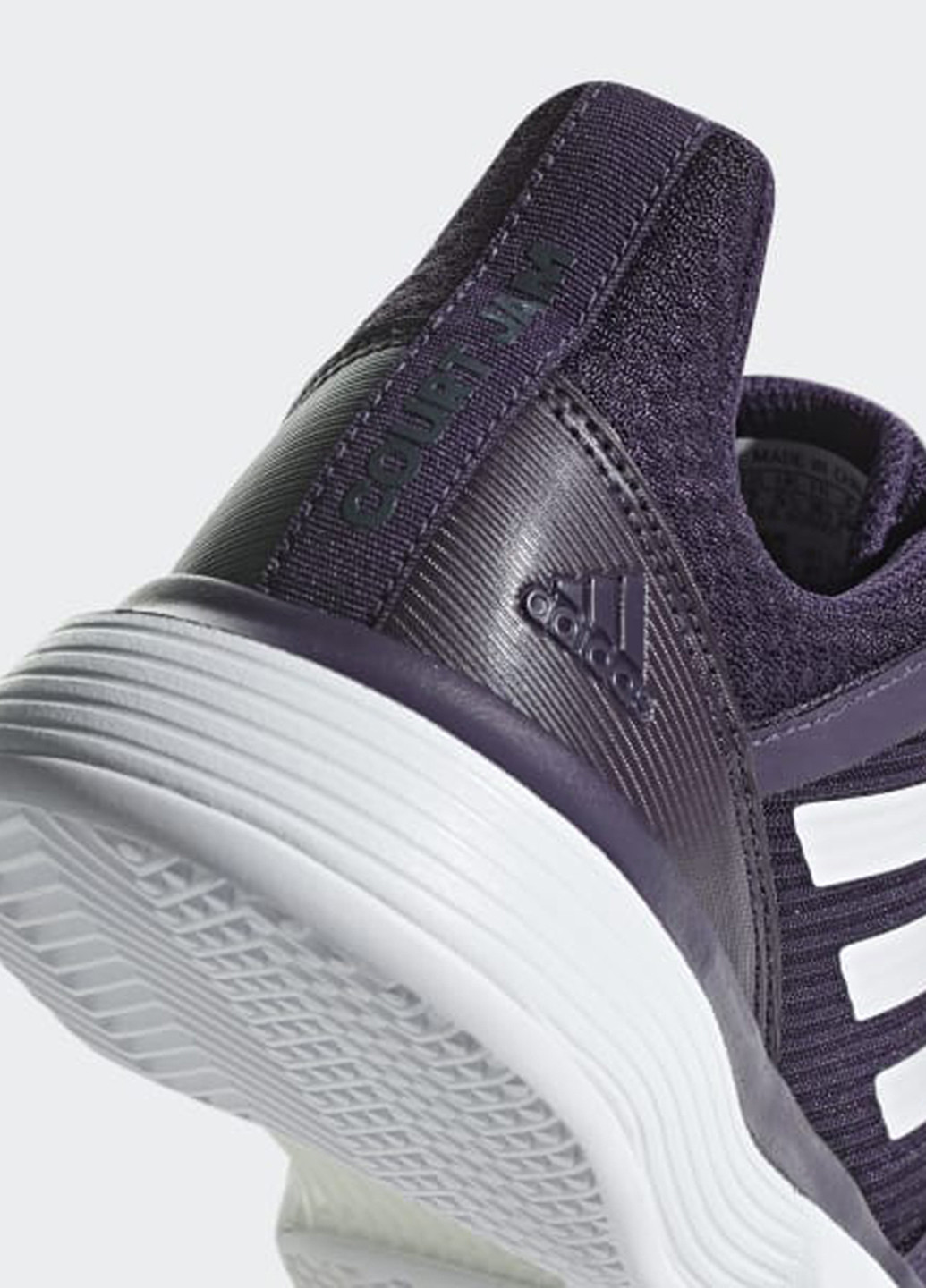 Фіолетові всесезонні кросівки adidas CourtJam Bounce