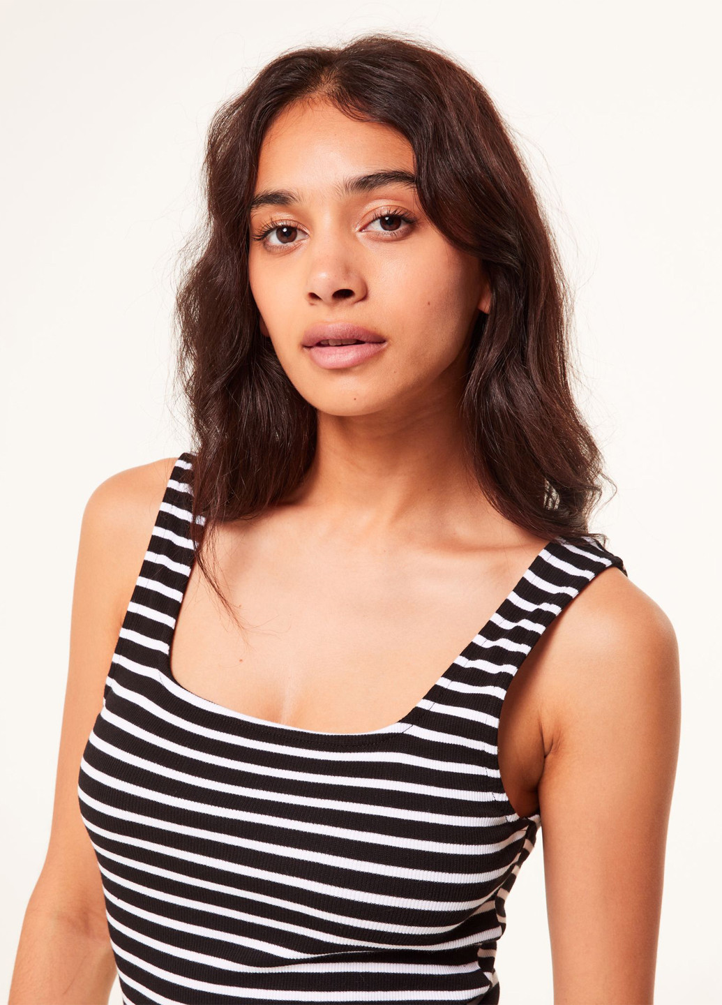 Черно-белое кэжуал платье платье-майка Jennyfer в полоску