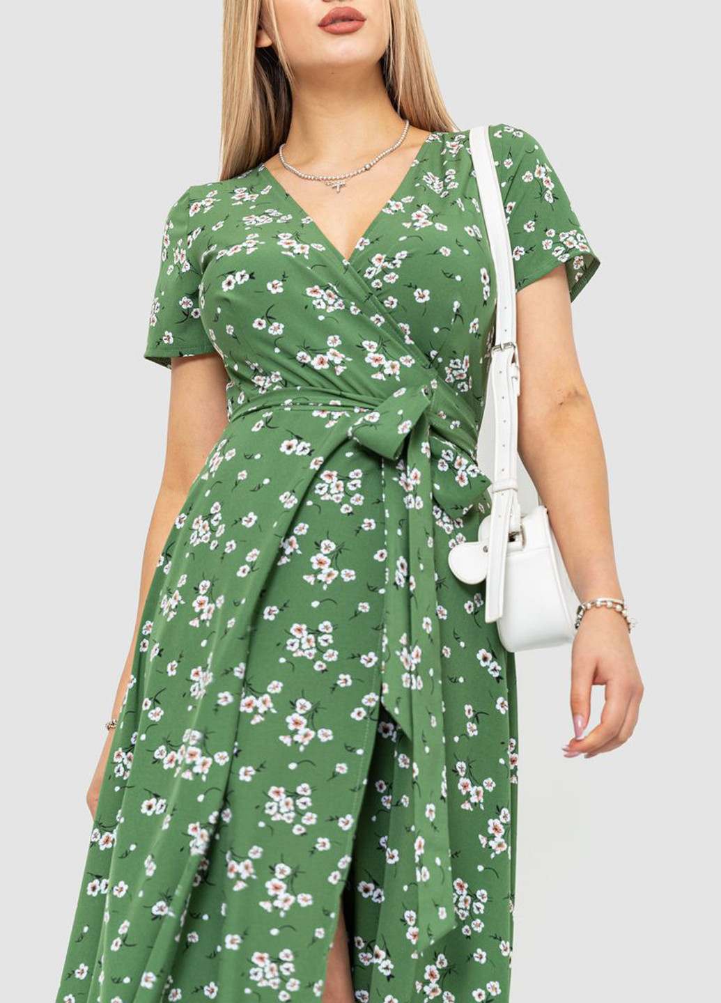 Зеленое кэжуал платье на запах Ager с цветочным принтом
