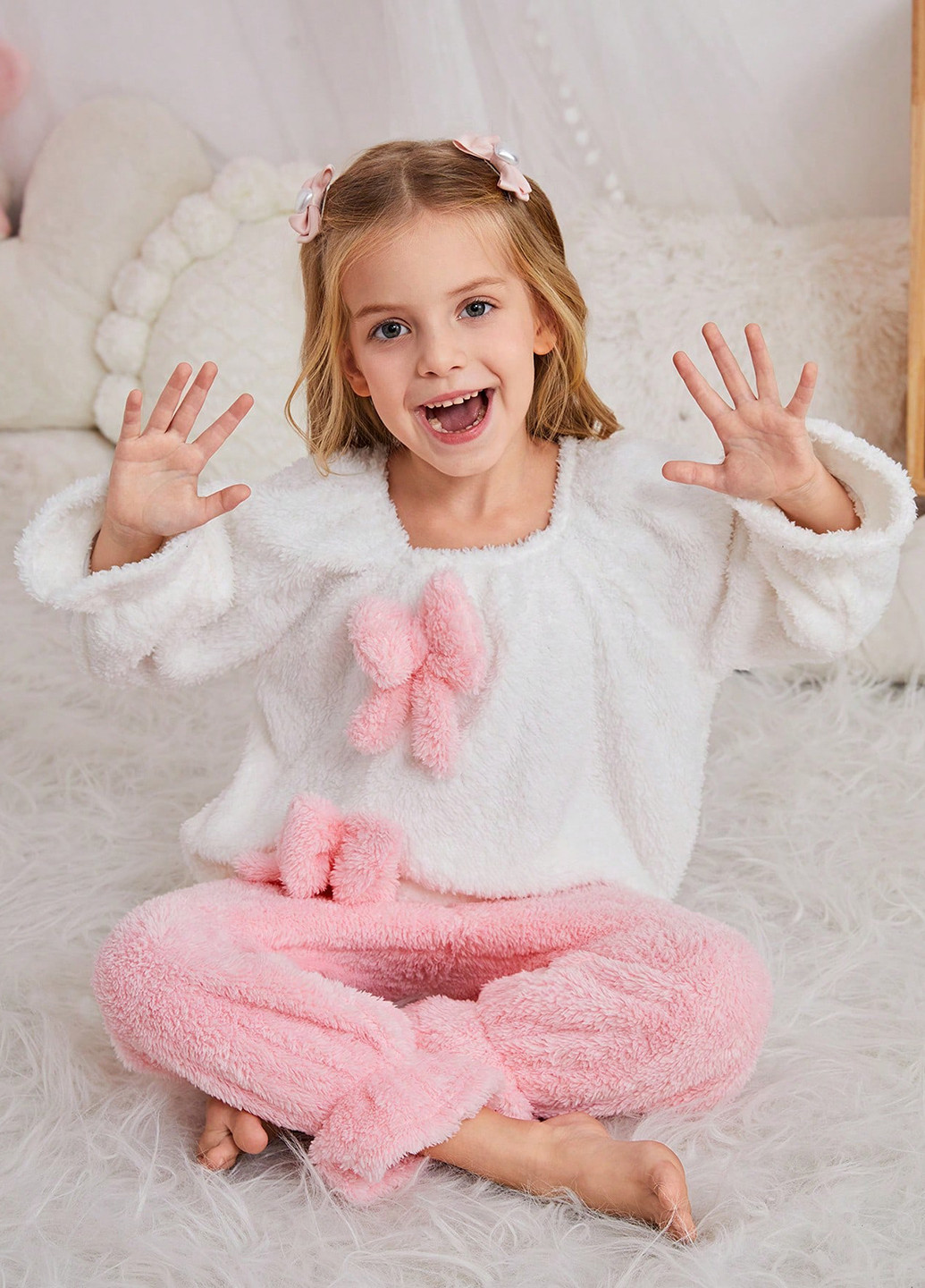 Розовая зимняя пижама (кофта, брюки) SHEIN