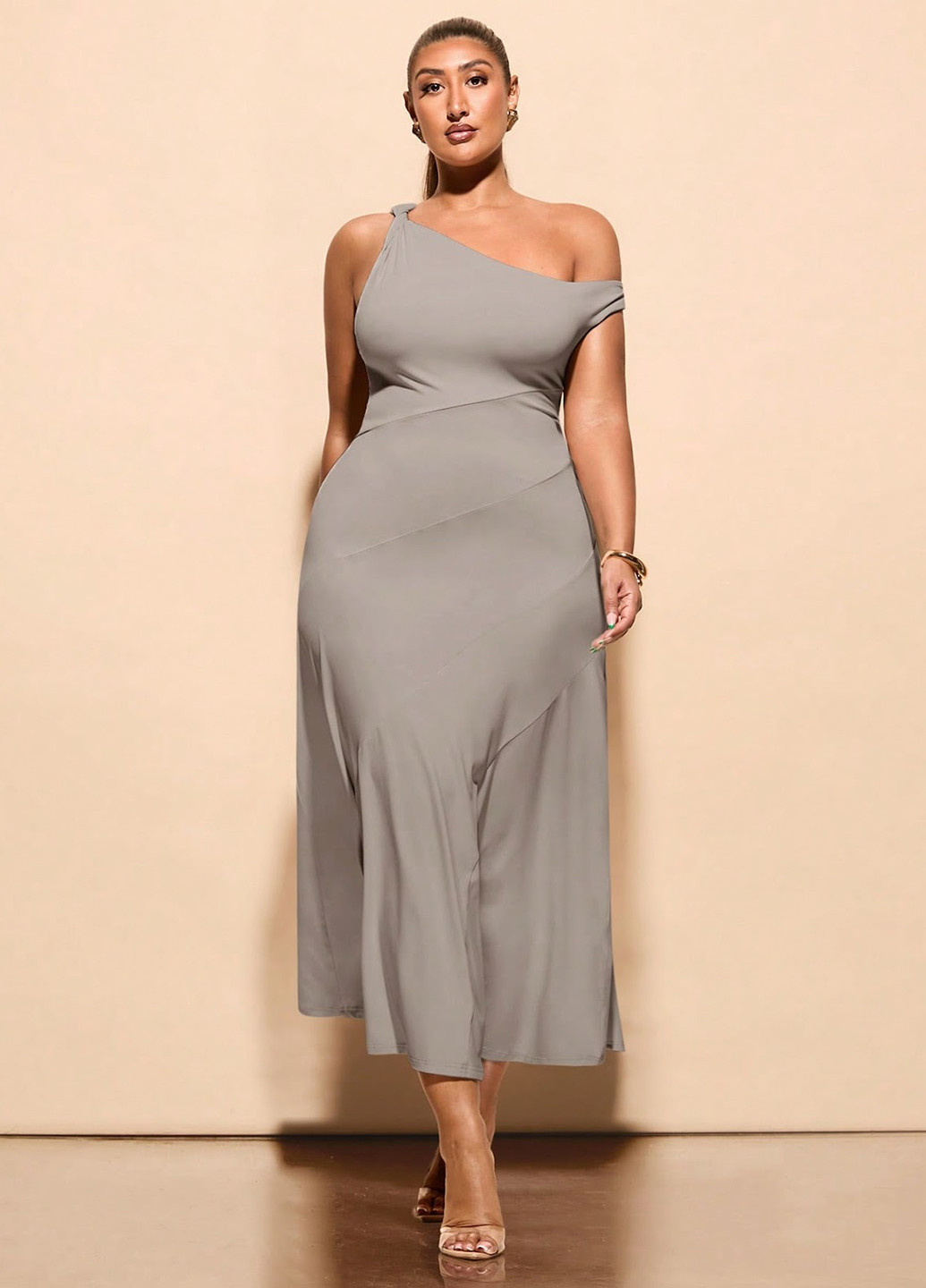 Серое коктейльное платье клеш SHEIN однотонное