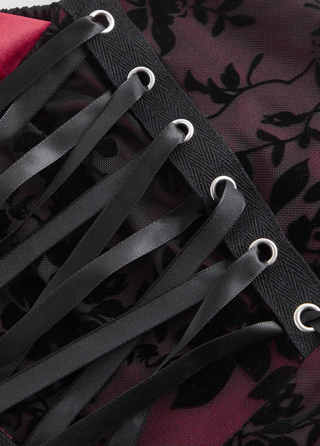 Чорна коктейльна, вечірня сукня SHEIN з квітковим принтом