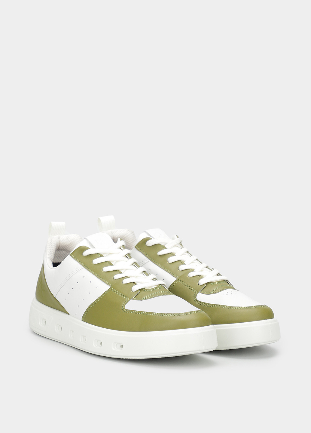 Бежевые кеды Ecco