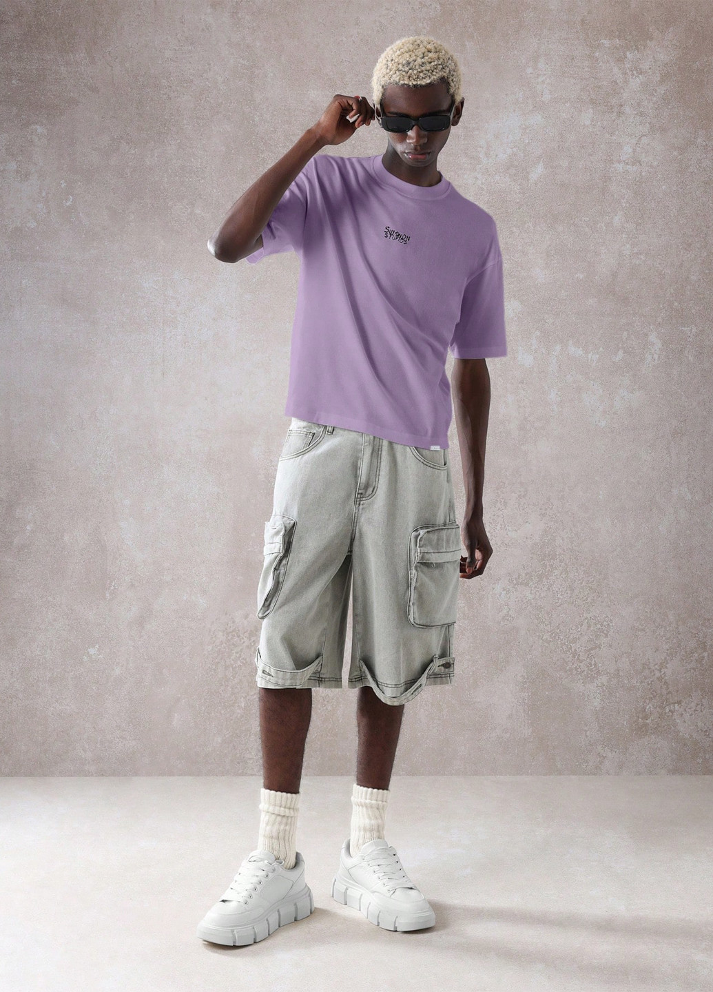 Бузкова футболка SHEIN