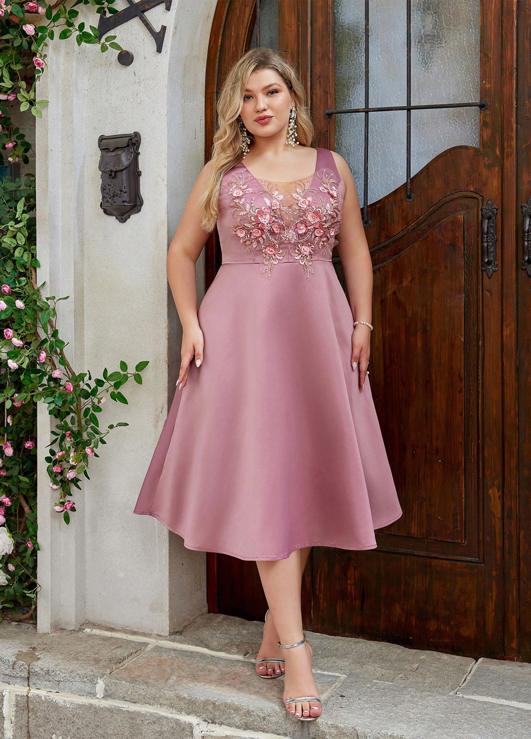 Пудрова вечірня сукня кльош SHEIN однотонна