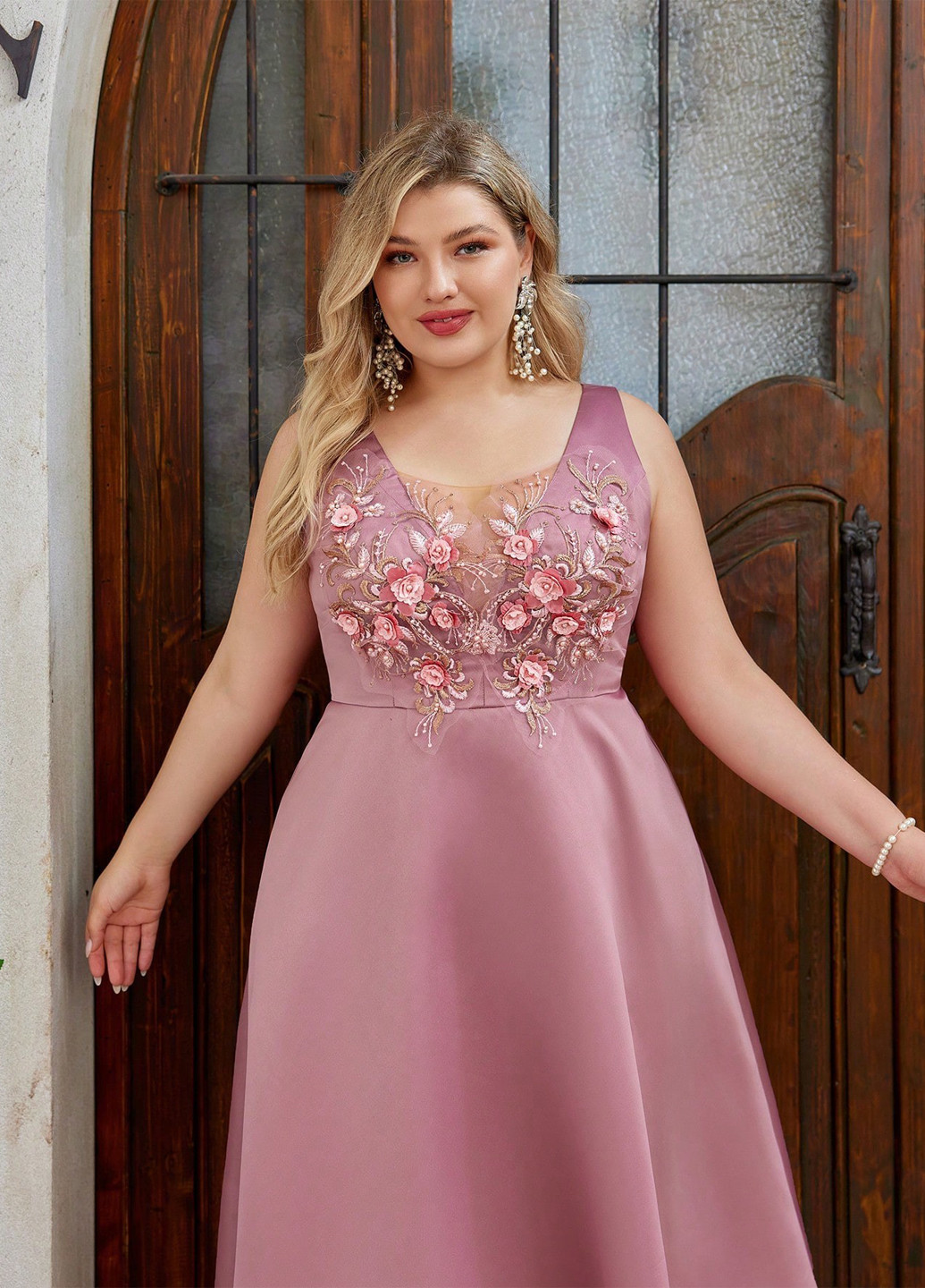 Пудрова вечірня сукня кльош SHEIN однотонна