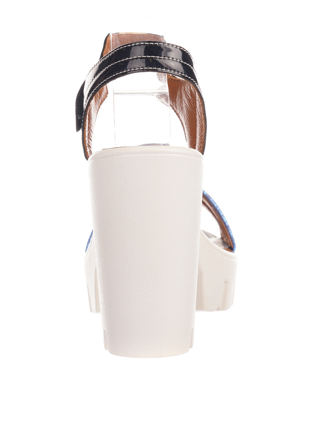 Комбинированные босоножки No Brand с ремешком на тракторной подошве, лаковые