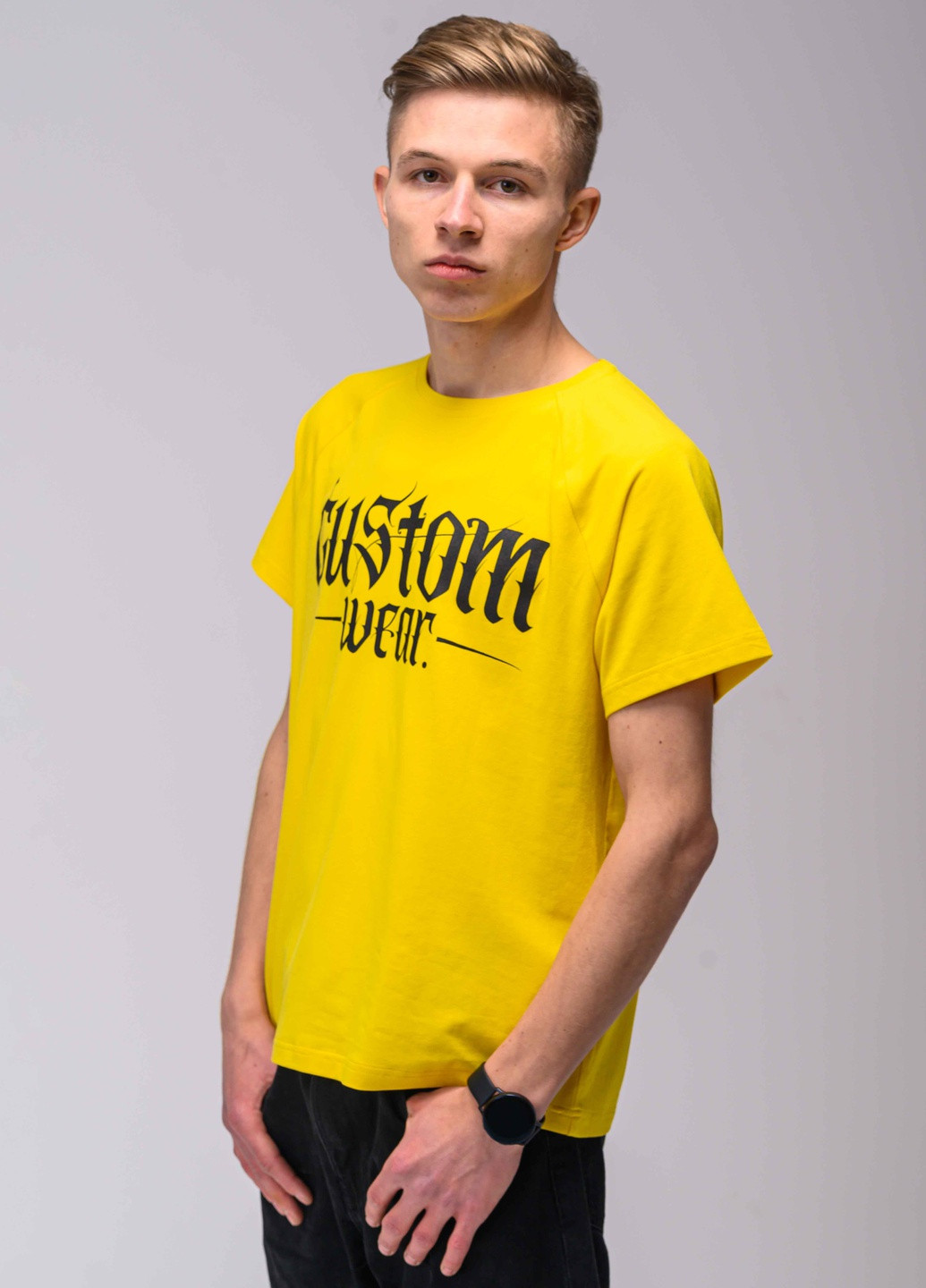 Желтая футболка желтая gothic logo Custom Wear