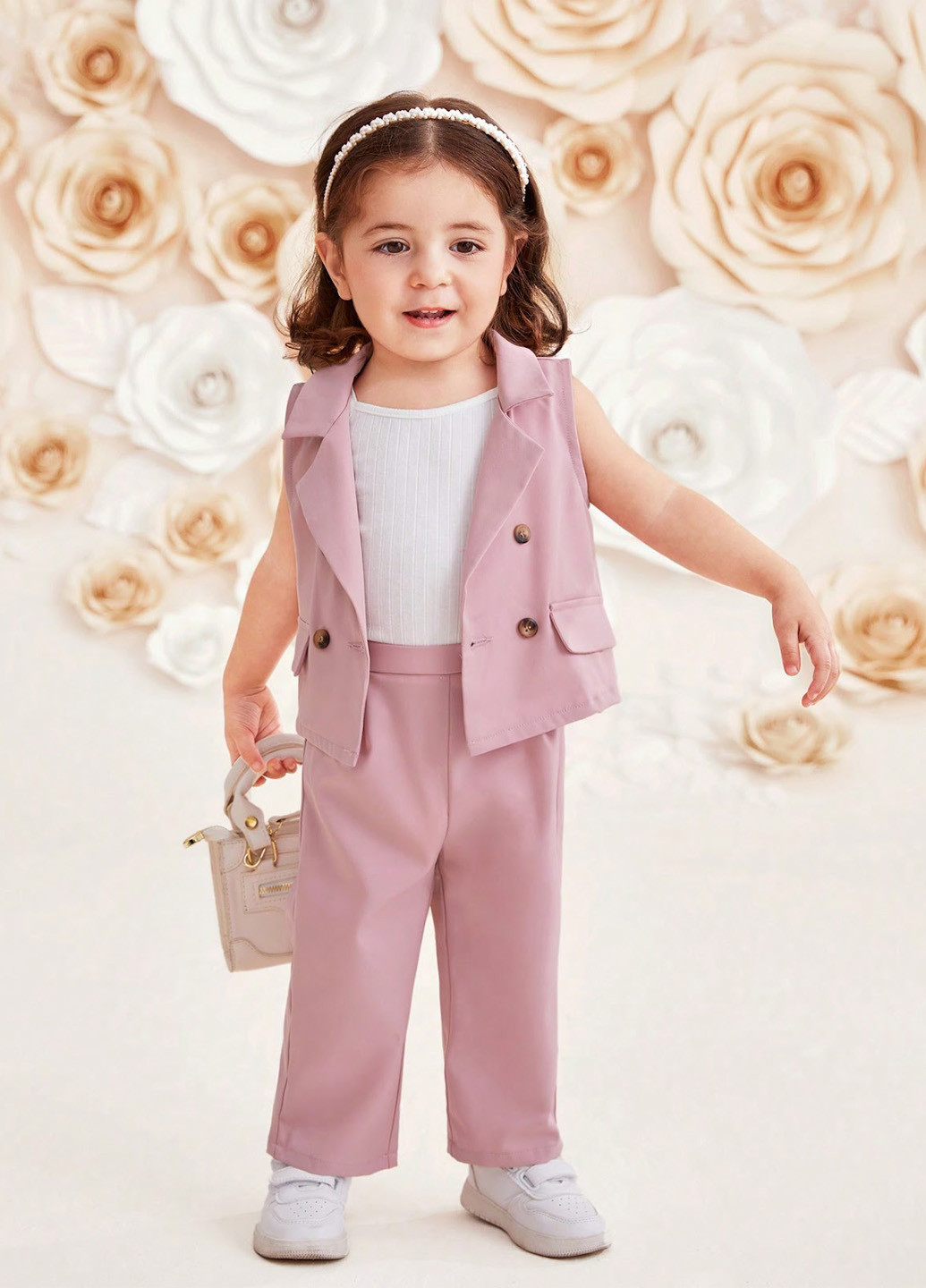 Світло-рожевий демісезонний костюм (жилет, штани) брючний SHEIN