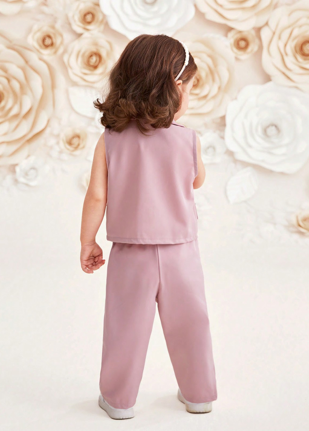 Світло-рожевий демісезонний костюм (жилет, штани) брючний SHEIN