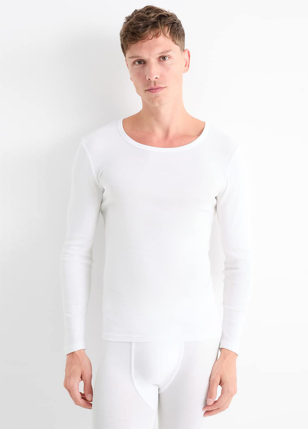 Белый демисезонный домашний лонгслив C&A однотонный