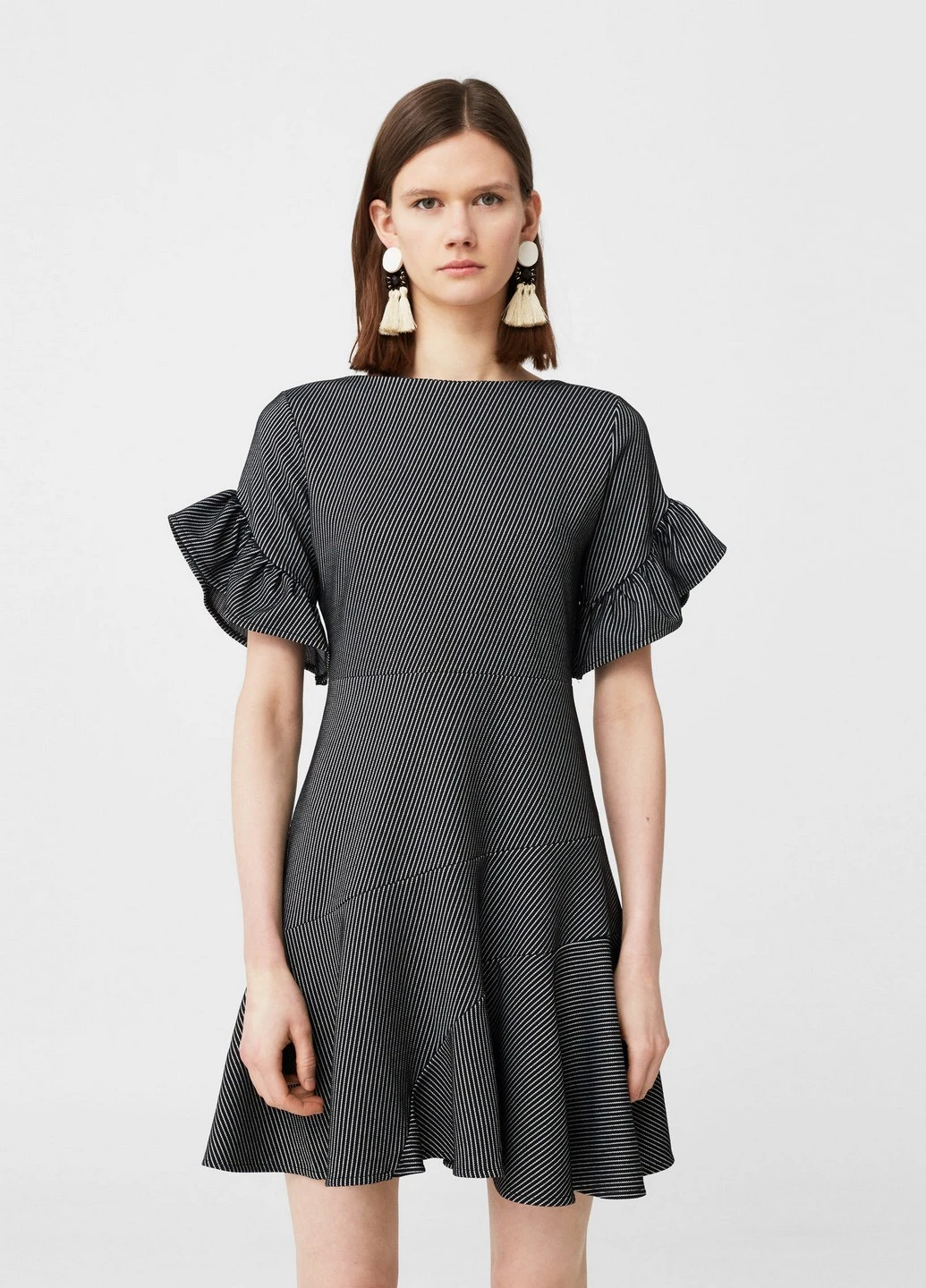Черное кэжуал платье Mango однотонное