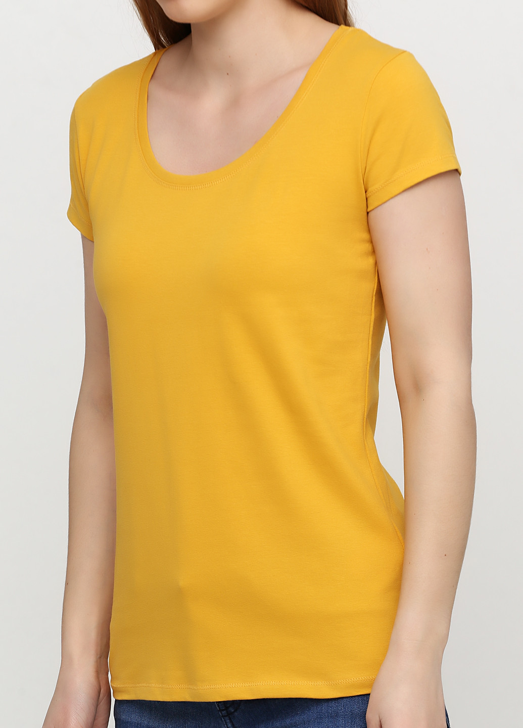 Жовта літня футболка Colours