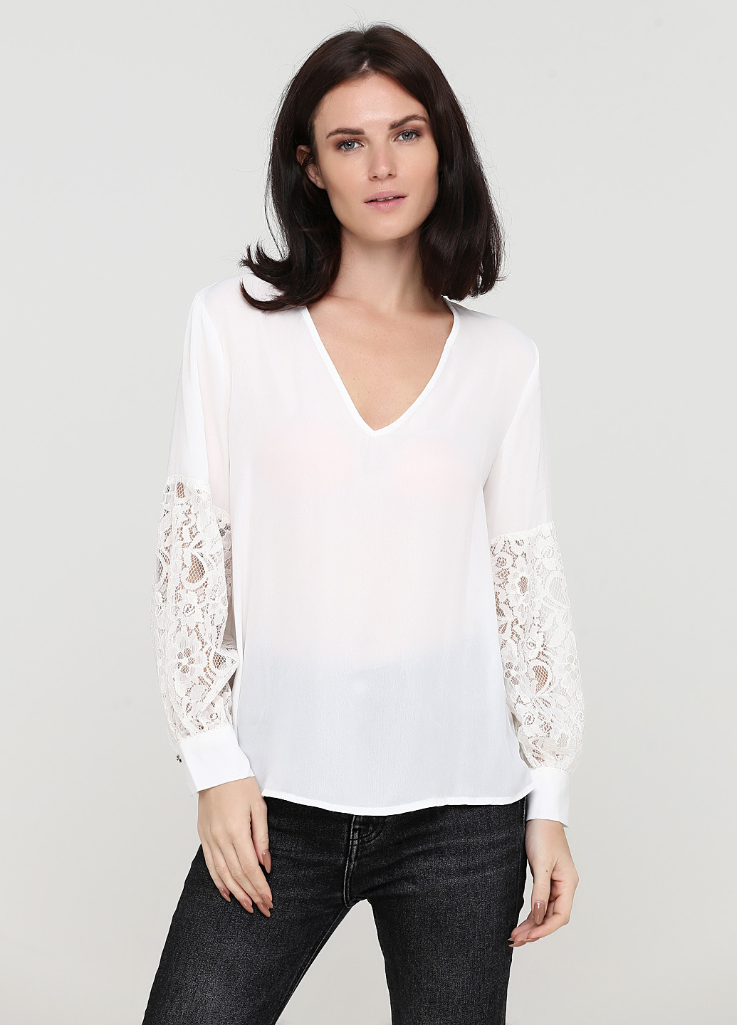 Белая демисезонная блуза Collection IRL