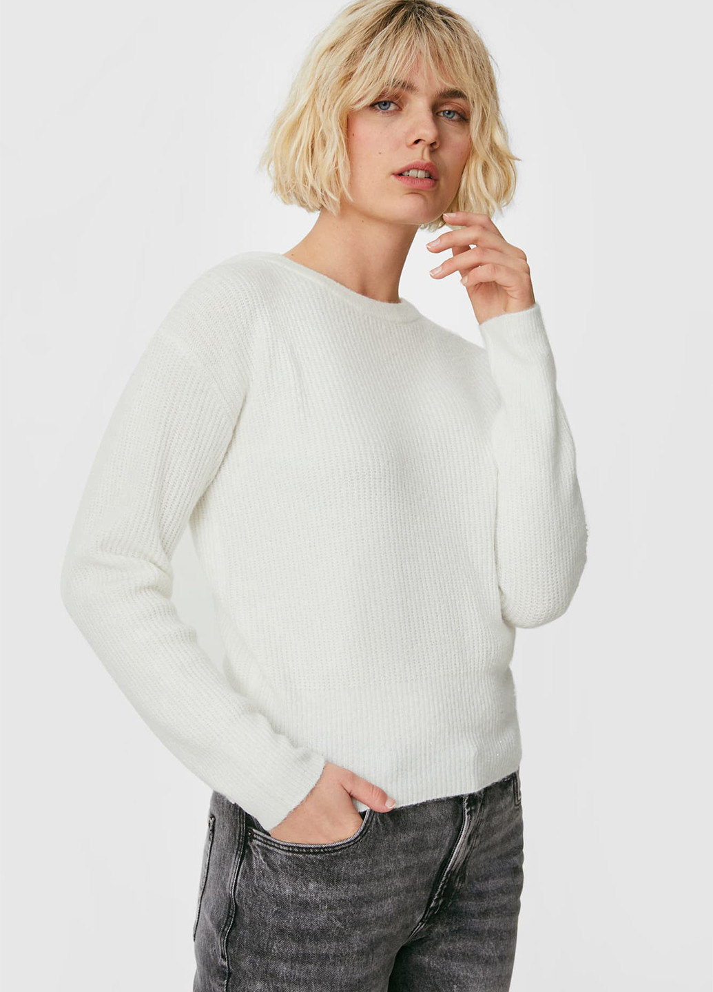 Белый зимний свитер джемпер C&A