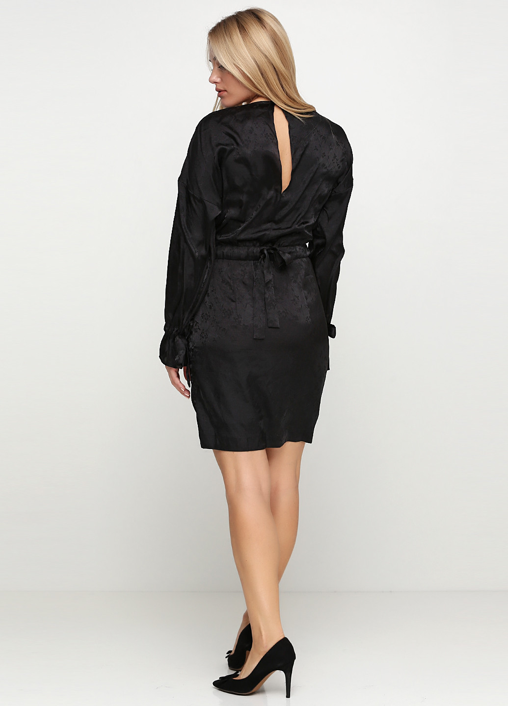 Чорна коктейльна сукня H&M з малюнком