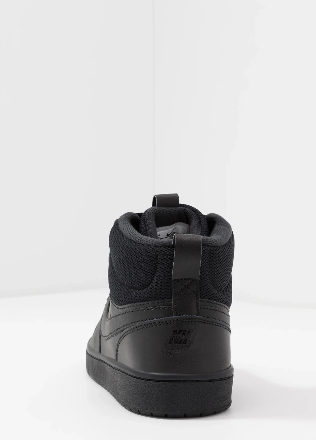 Кроссовки Nike чёрные демисезоны (202306969)