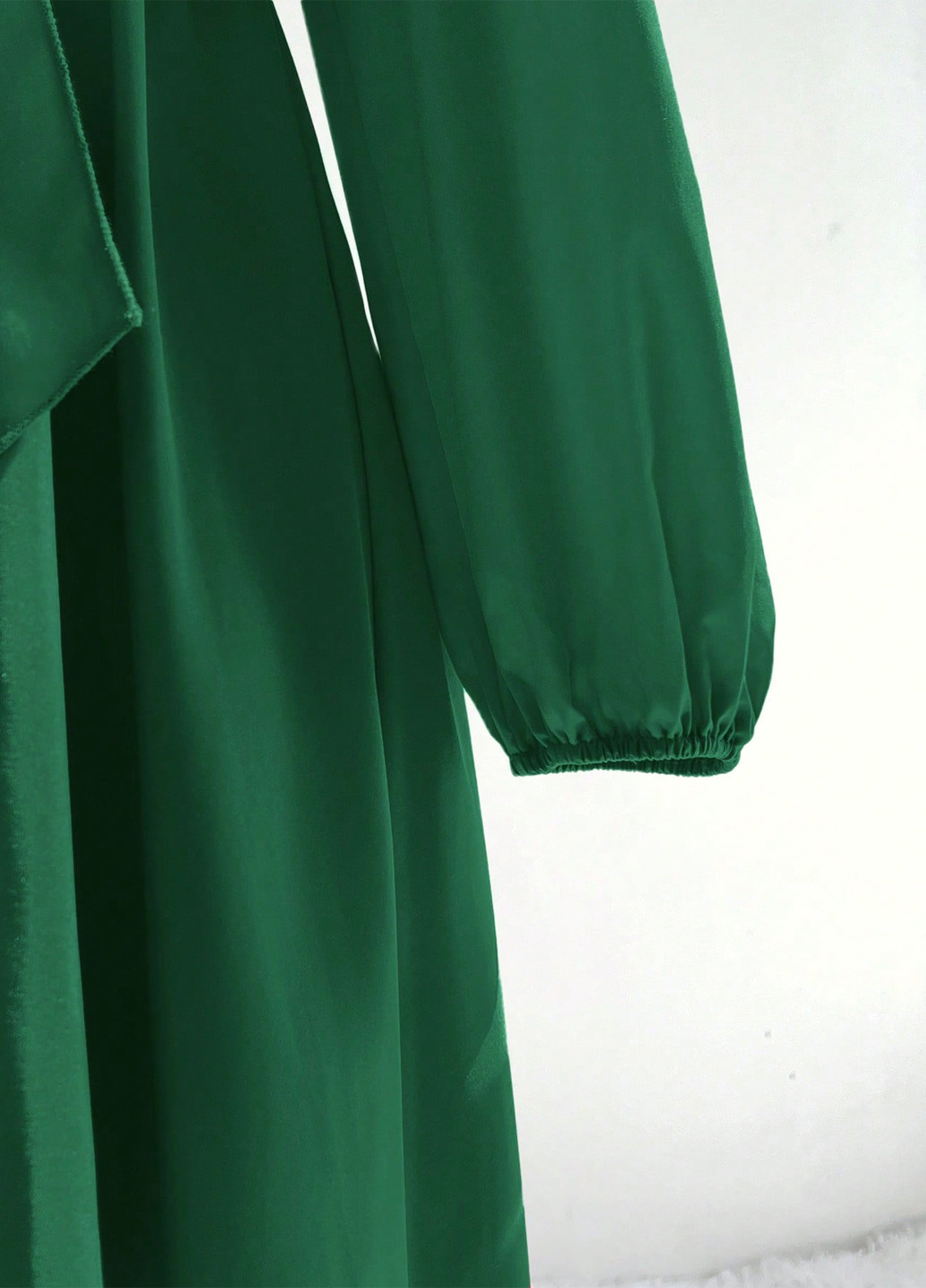 Зеленое деловое, кэжуал платье клеш, на запах SHEIN однотонное