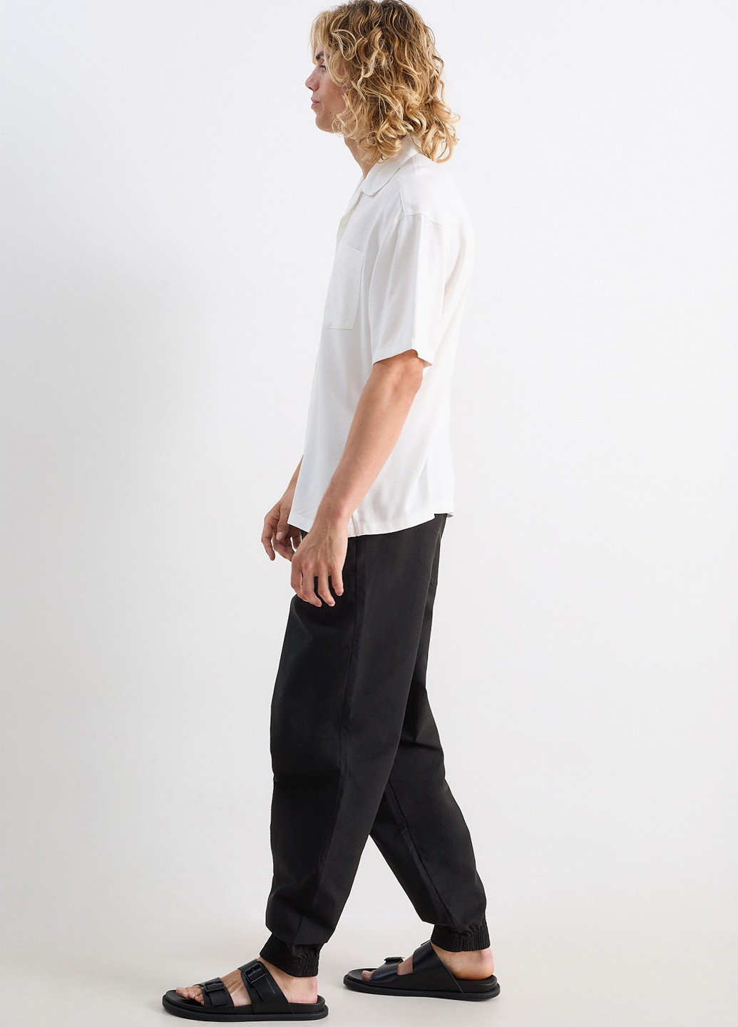 Черные кэжуал демисезонные джоггеры брюки C&A