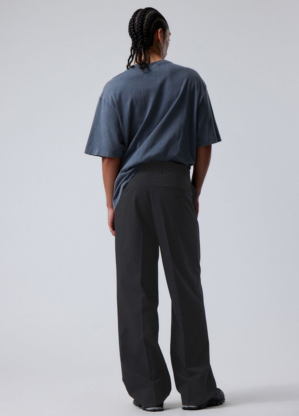 Черные кэжуал демисезонные прямые, классические брюки Weekday