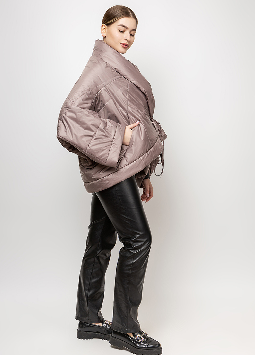 Коричнева демісезонна куртка куртка-ковдра CHIUAS