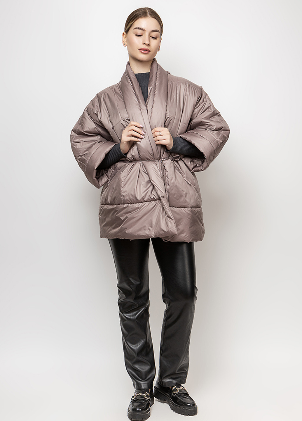 Коричнева демісезонна куртка куртка-ковдра CHIUAS