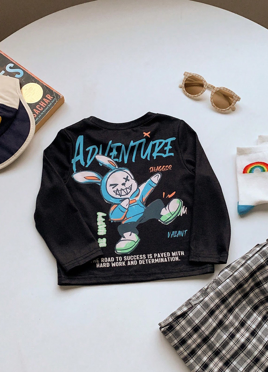 Черный демисезонный кэжуал лонгслив SHEIN с рисунком