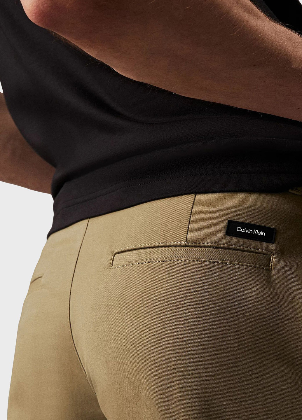 Оливковые кэжуал демисезонные зауженные брюки Calvin Klein