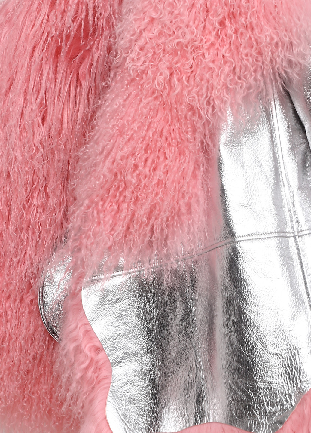 Серебряная зимняя куртка кожаная (мех ламы) Viaveneto