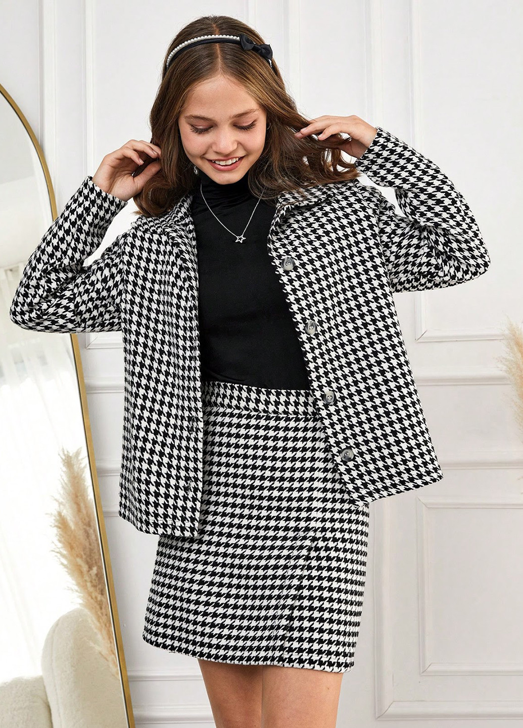 Чорно-білий демісезонний костюм (жакет, спідниця) спідничний SHEIN