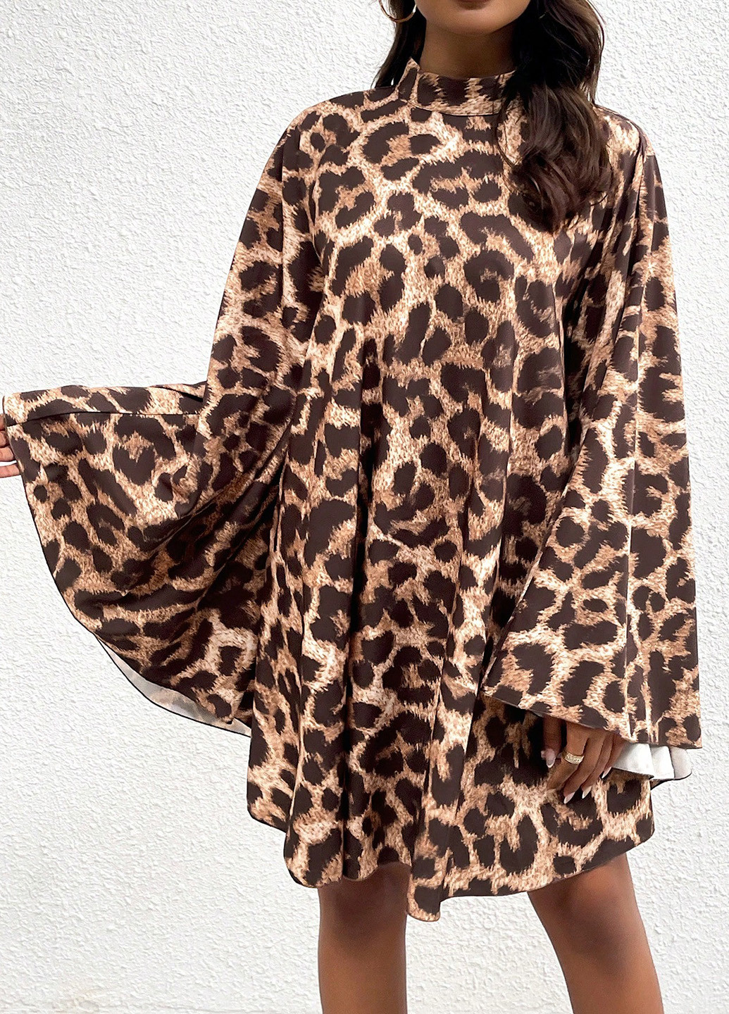 Світло-коричнева кежуал сукня з відкритою спиною SHEIN леопардовий