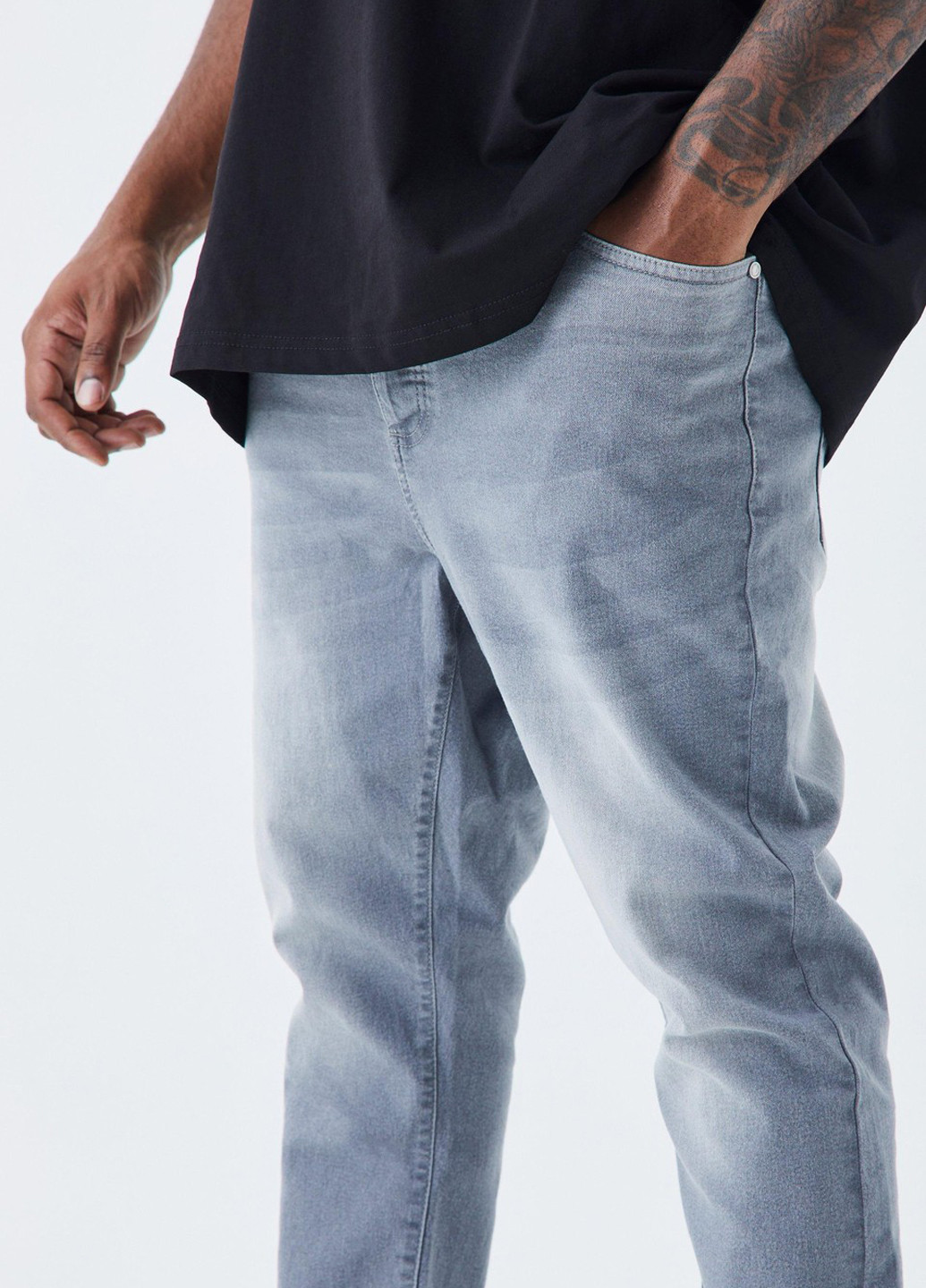 Серо-голубые демисезонные зауженные джинсы Boohoo