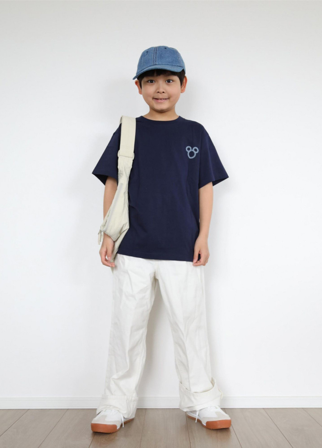 Темно-синя літня футболка Uniqlo