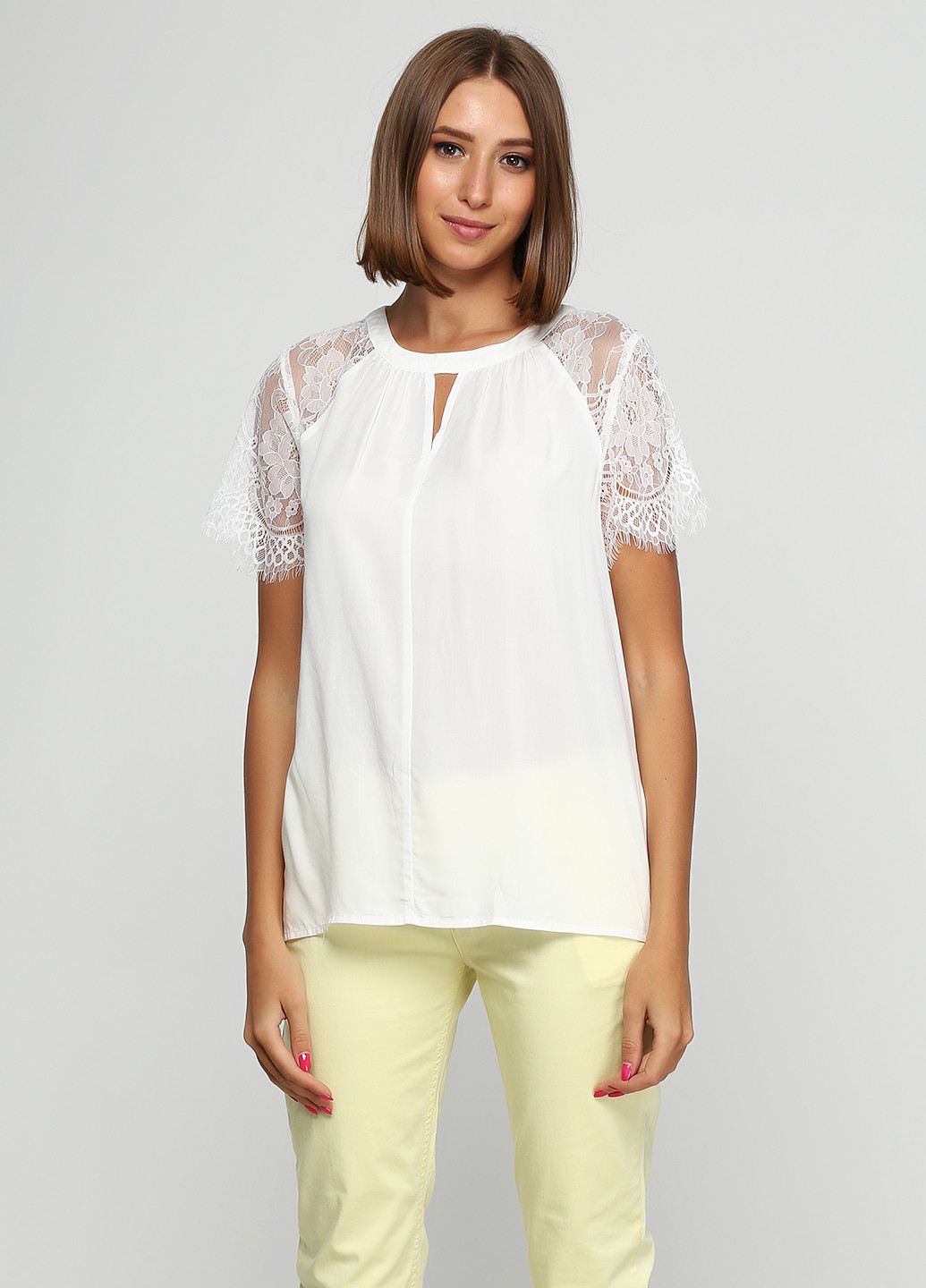 Белая летняя блуза Vero Moda