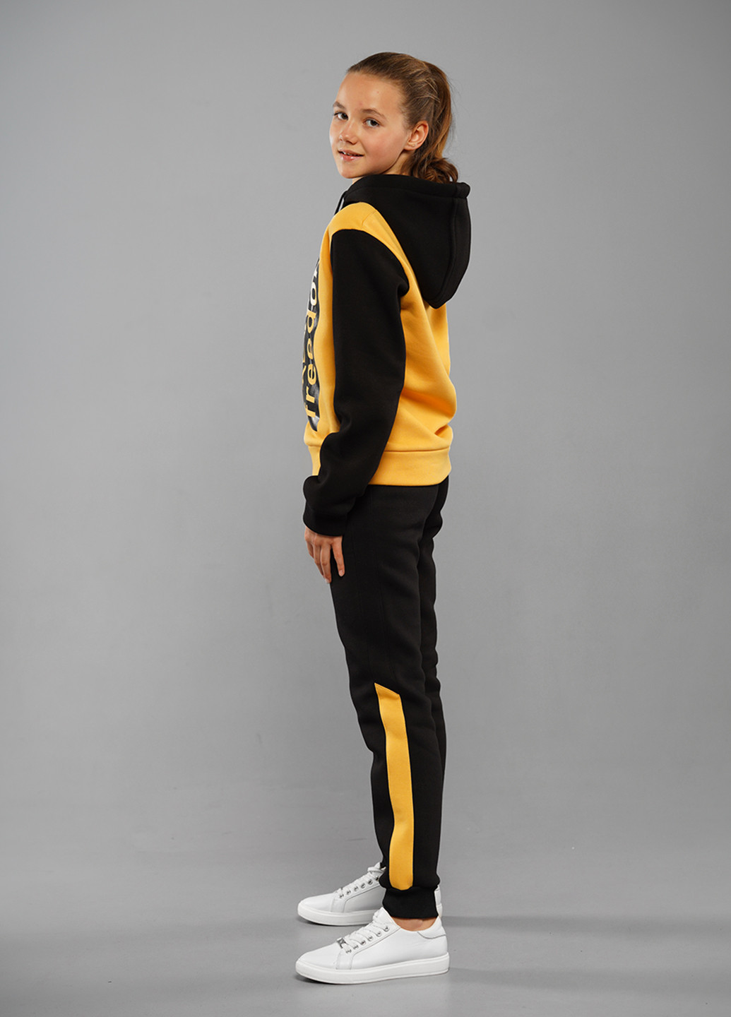 Теплый спортивный костюм с надписями Sinthia Марта (210016689)