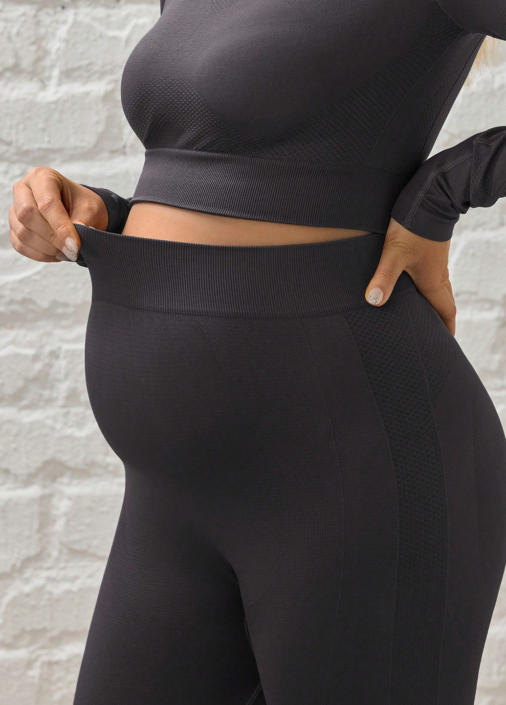 Темно-серый демисезонный комплект (топ, леггинсы) для беременных SHEIN