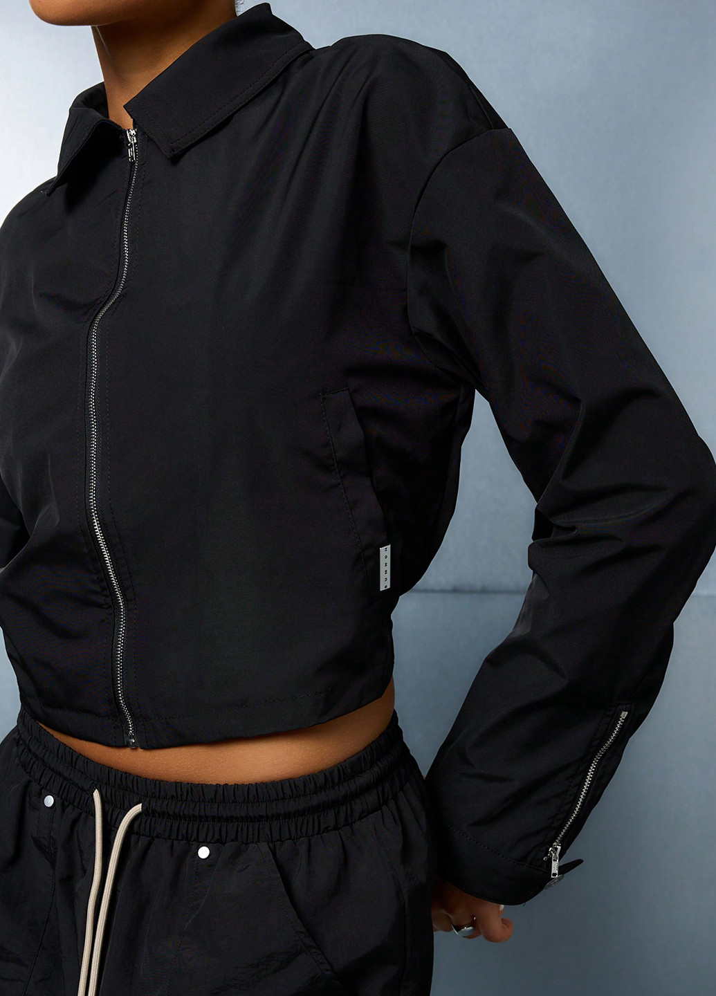 Черный женский жакет SHEIN однотонный - демисезонный