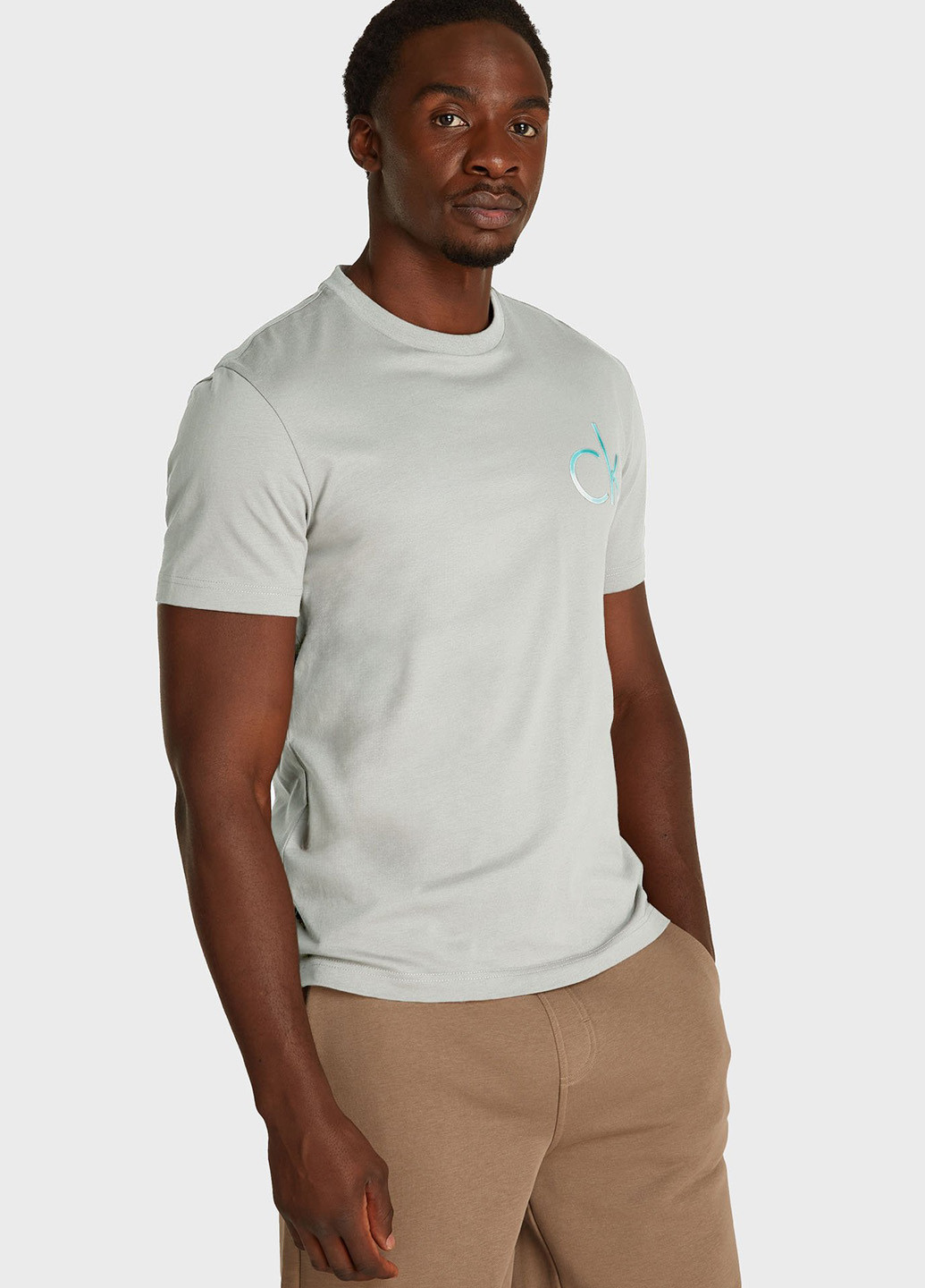 Світло-сіра футболка Calvin Klein