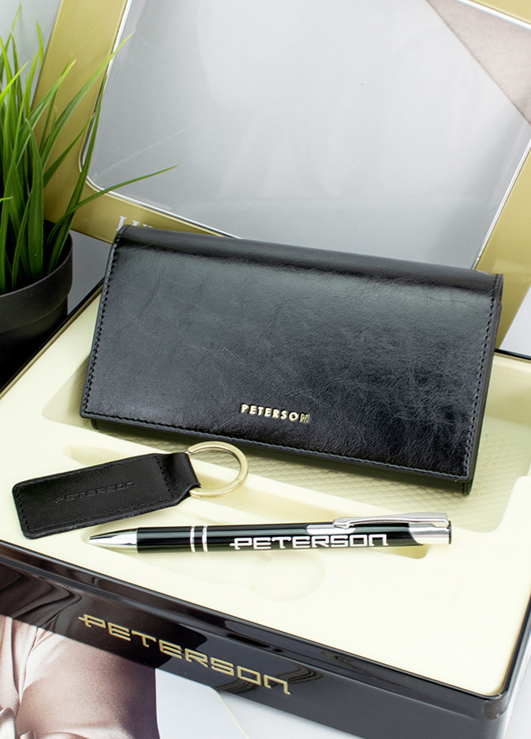 Подарунковий набір жіночий ZD12 чорний (гаманець, брелок та ручка) Peterson (256550210)