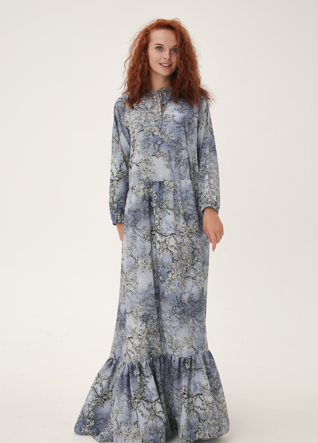 Синя кежуал довга сукня з повітряного софту INNOE з квітковим принтом