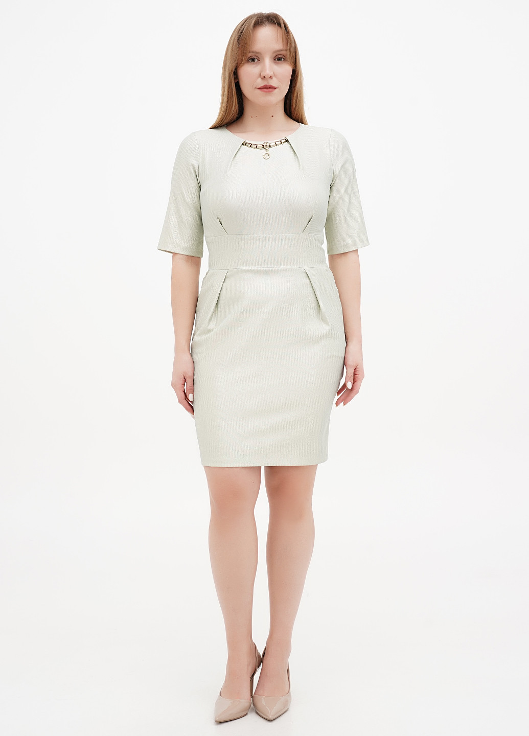 Светло-зеленое кэжуал платье футляр Sassofono однотонное