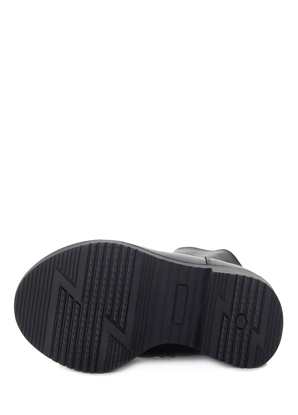 Осенние ботинки Footstep из натуральной замши