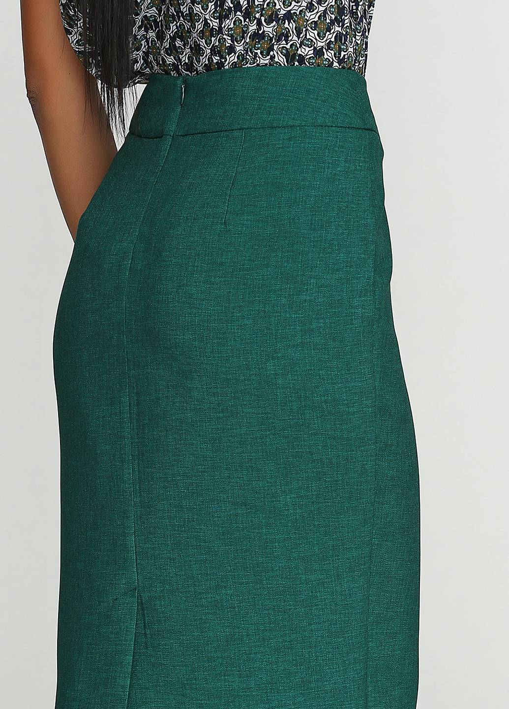 Бутылочная зеленая кэжуал однотонная юбка Jhiva миди