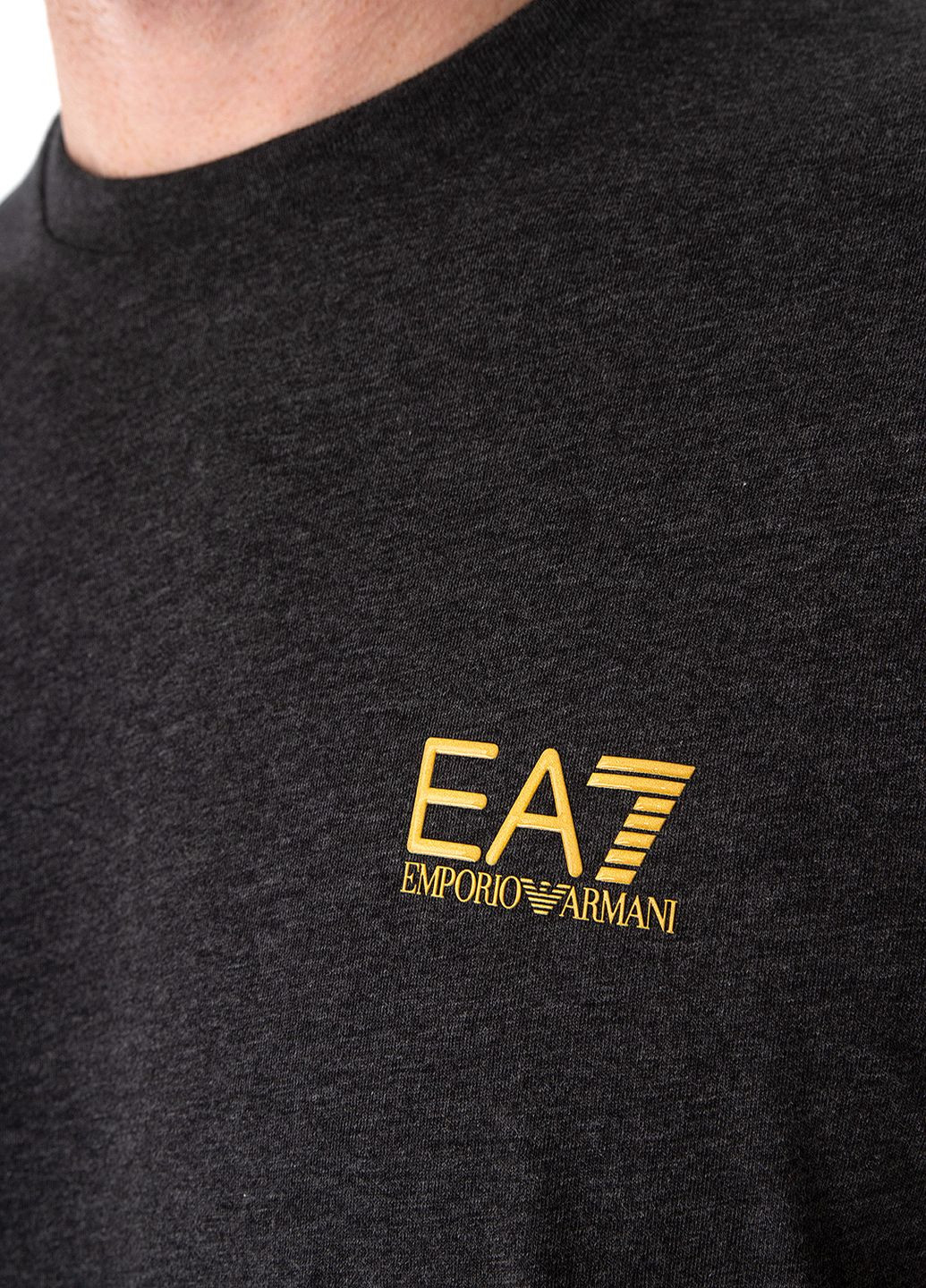 Серая футболка ARMANI EA7