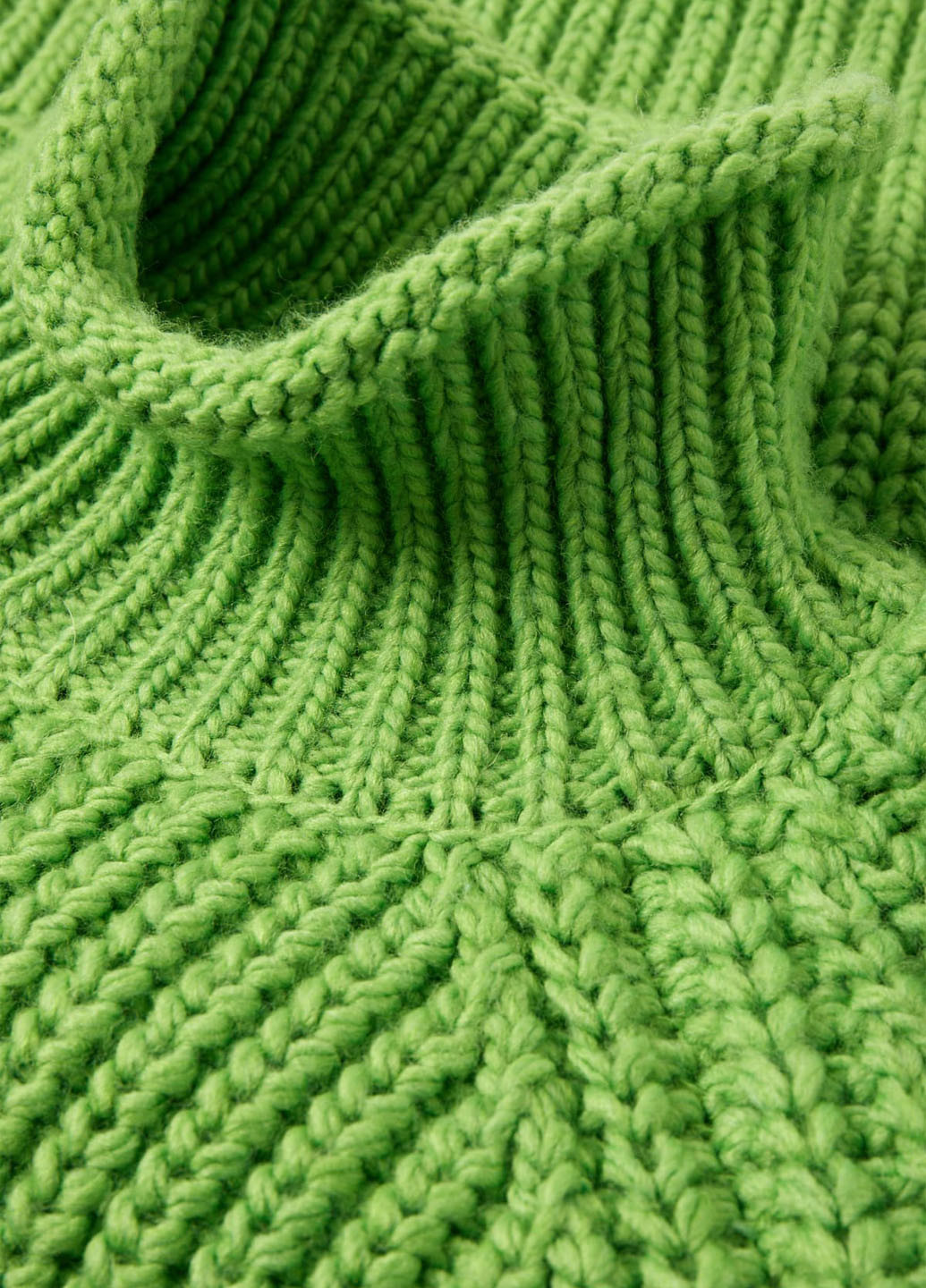 Зелений зимовий светр C&A