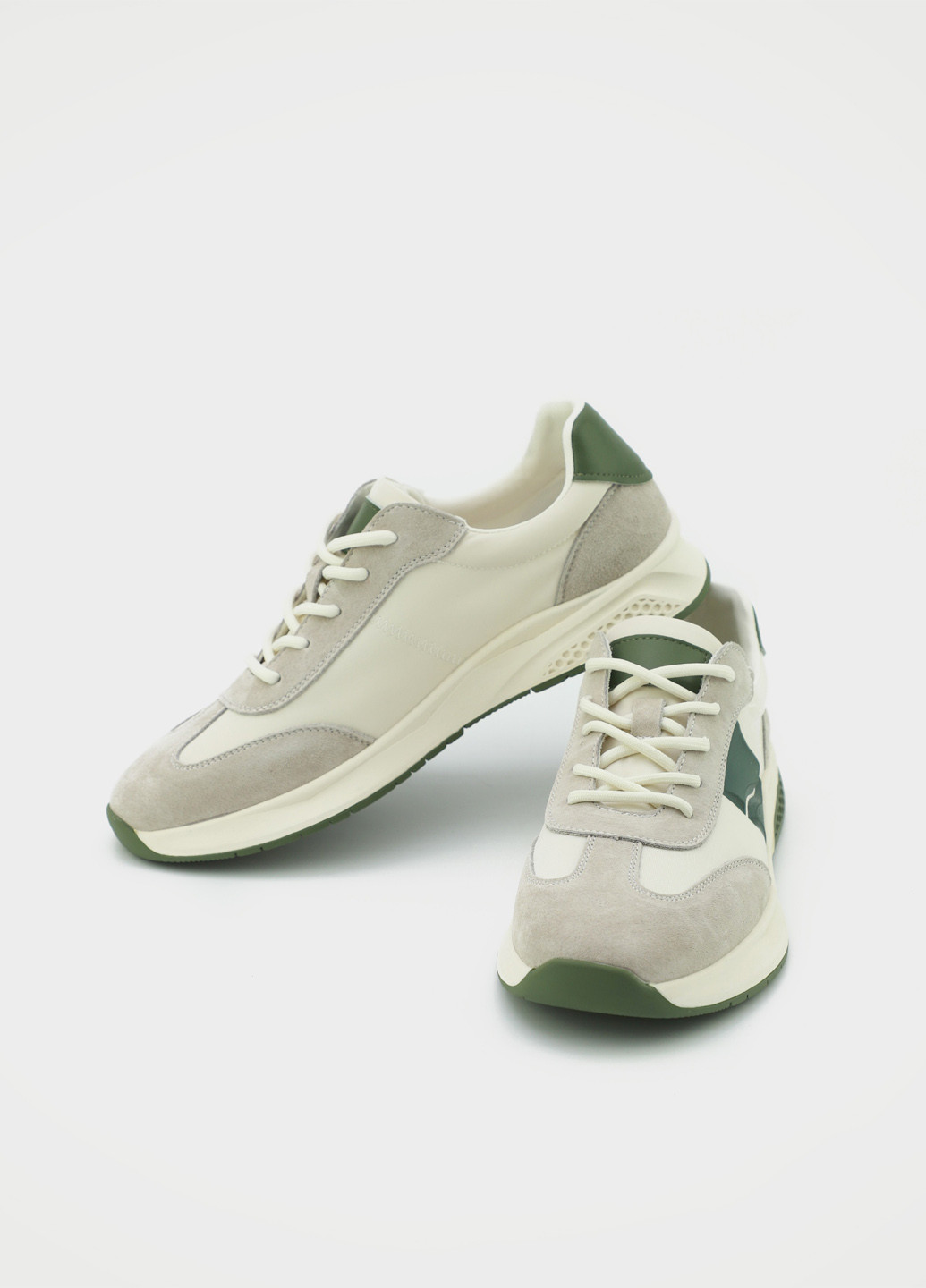 Молочні Осінні кросівки Respect