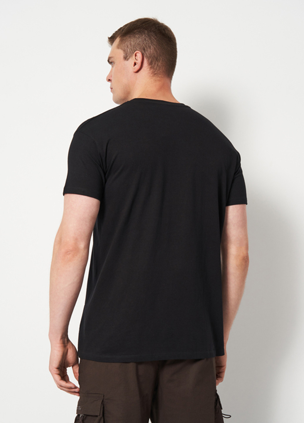 Черная футболка Sol's