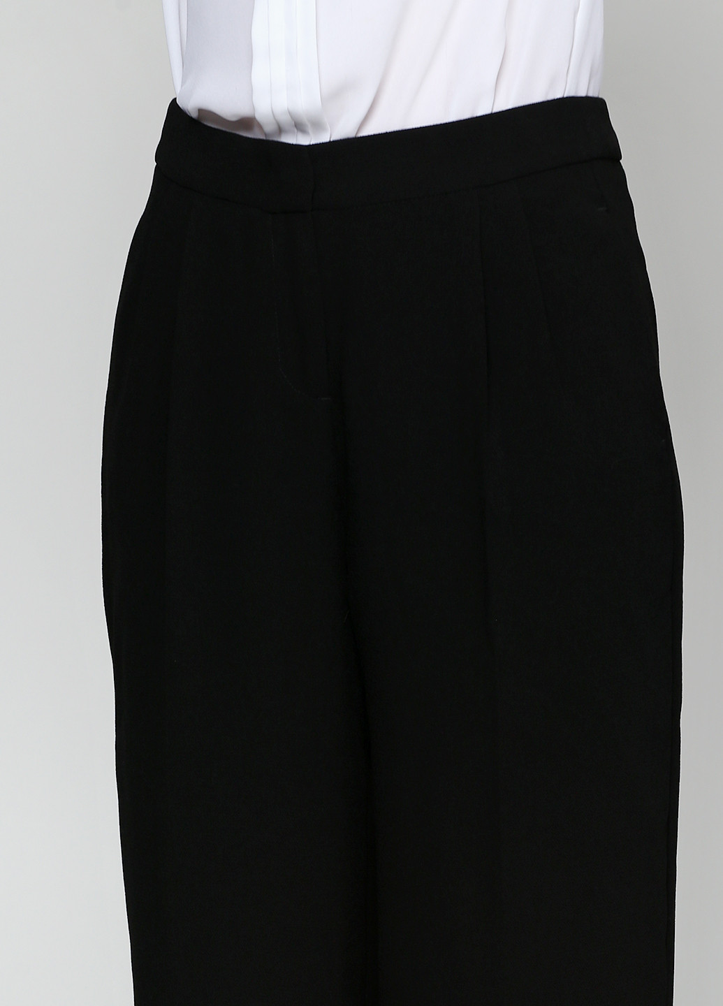 Черные классические демисезонные прямые брюки United Colors of Benetton